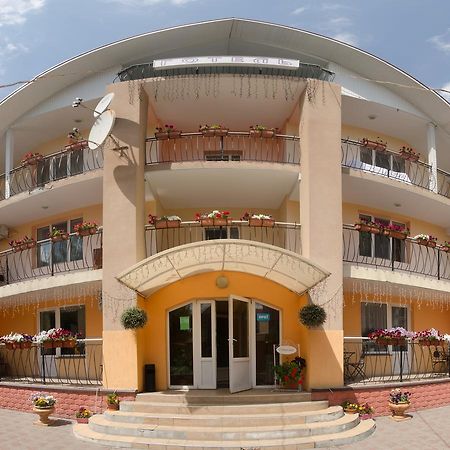 בוריספיל Galant Hotel מראה חיצוני תמונה